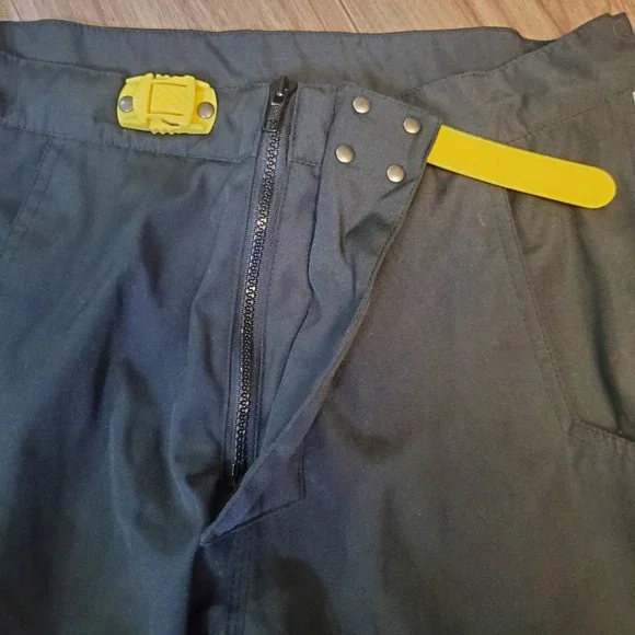 Fox Racing MTB Riding Shorts Sz 32 Ranger Style Ratcheting Waist Cargo Pockets - Picture 7 of 16